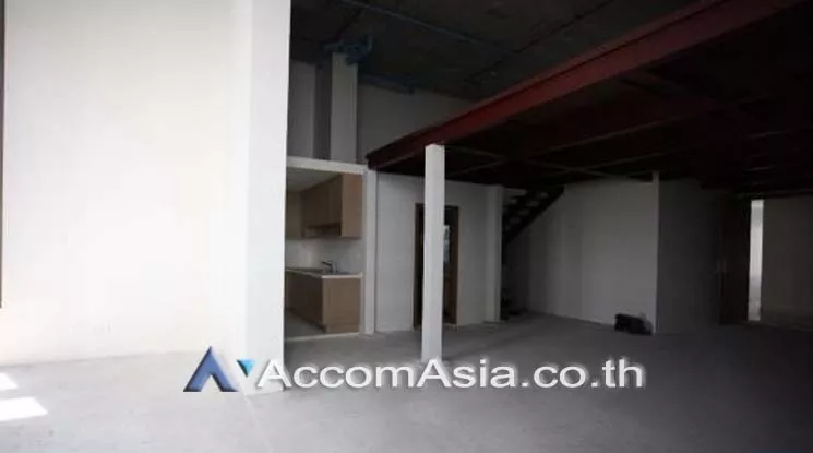  1  Condominium For Sale in Sukhumvit ,Bangkok BTS Phrom Phong at The Emporio Place AA19013