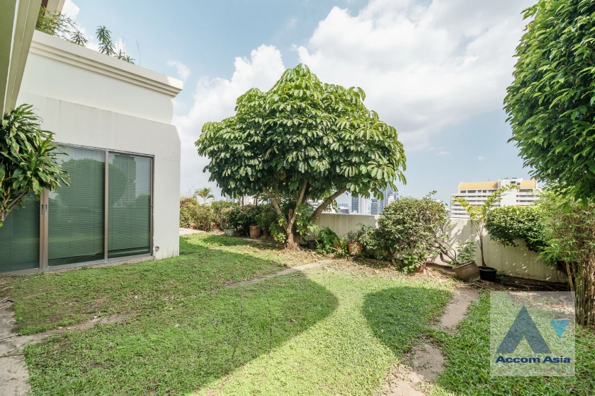 18  4 br Apartment For Rent in Sukhumvit ,Bangkok BTS Phrom Phong at Pet friendly - High rise Apartment in Phrom Phong AA19041