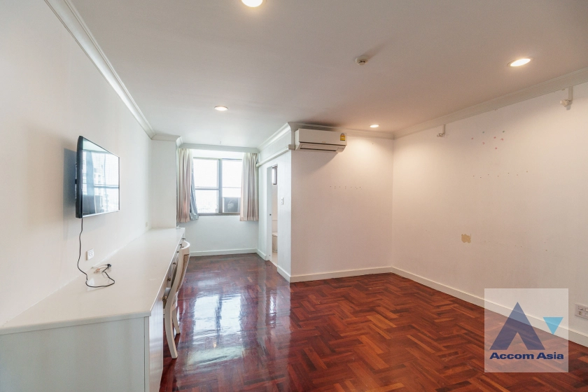 28  4 br Apartment For Rent in Sukhumvit ,Bangkok BTS Phrom Phong at Pet friendly - High rise Apartment in Phrom Phong AA19041