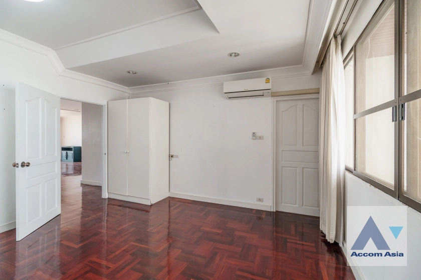 33  4 br Apartment For Rent in Sukhumvit ,Bangkok BTS Phrom Phong at Pet friendly - High rise Apartment in Phrom Phong AA19041