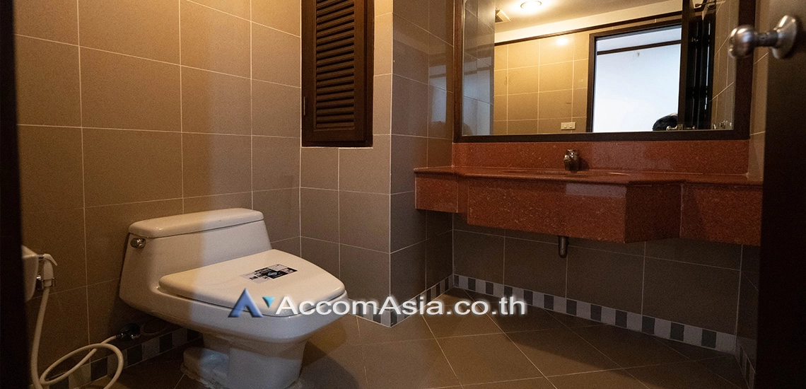 8  3 br Apartment for rent and sale in Sukhumvit ,Bangkok BTS Nana at Charming view of Sukhumvit AA19069