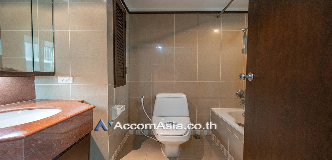 9  3 br Apartment for rent and sale in Sukhumvit ,Bangkok BTS Nana at Charming view of Sukhumvit AA19069