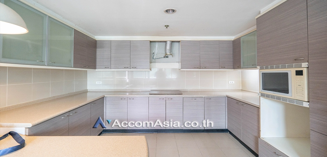 5  3 br Apartment for rent and sale in Sukhumvit ,Bangkok BTS Nana at Charming view of Sukhumvit AA19069