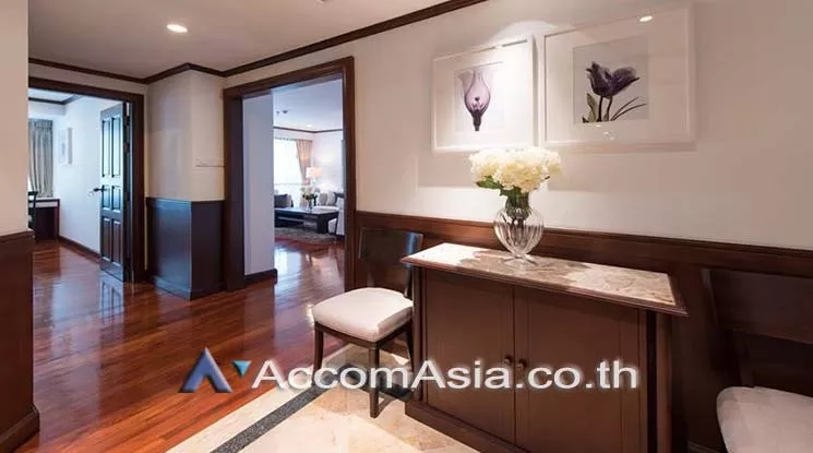  1  3 br Apartment For Rent in Sukhumvit ,Bangkok BTS Asok - MRT Sukhumvit at Warm Family Atmosphere AA19090