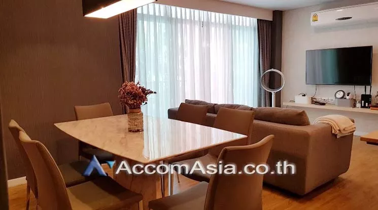  2 Bedrooms  Condominium For Sale in Sathorn, Bangkok  near BRT Nararam 3 (AA19094)