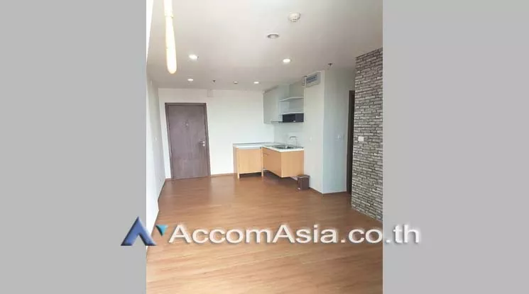  2 Bedrooms  Condominium For Sale in Sukhumvit, Bangkok  near BTS On Nut (AA19105)