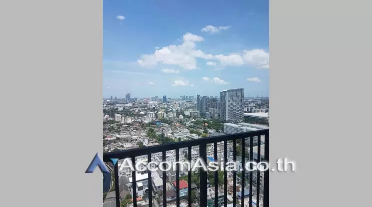11  2 br Condominium For Sale in Sukhumvit ,Bangkok BTS On Nut at The Base Sukhumvit 77 AA19105