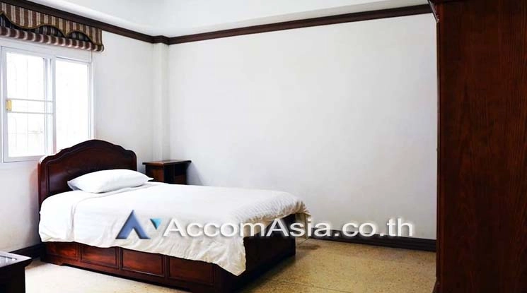 7  4 br House for rent and sale in Sukhumvit ,Bangkok BTS Phra khanong AA19116