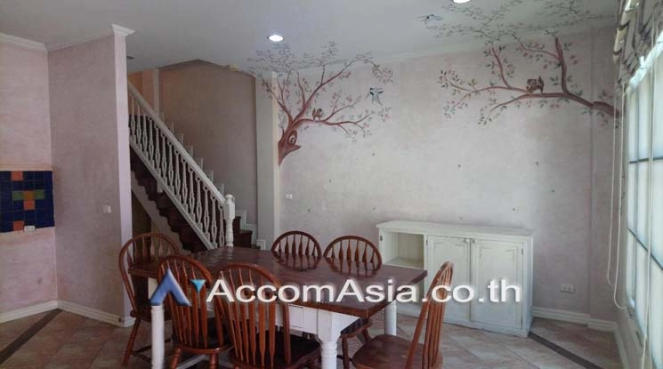  1  3 br Townhouse for rent and sale in Bang Na ,Bangkok BTS Bearing at Fantasia Villa 2 AA19126