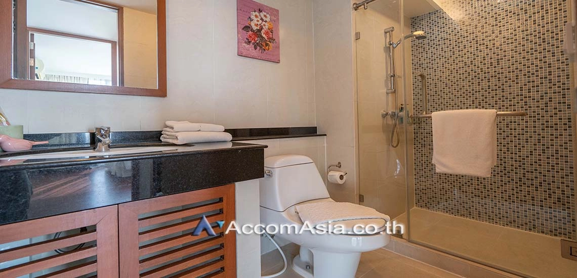 11  4 br Apartment For Rent in Silom ,Bangkok BTS Surasak at High-end Low Rise  AA19129