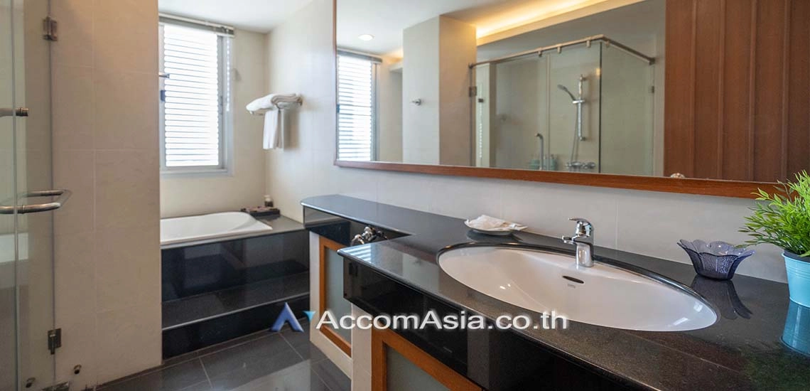 12  4 br Apartment For Rent in Silom ,Bangkok BTS Surasak at High-end Low Rise  AA19129