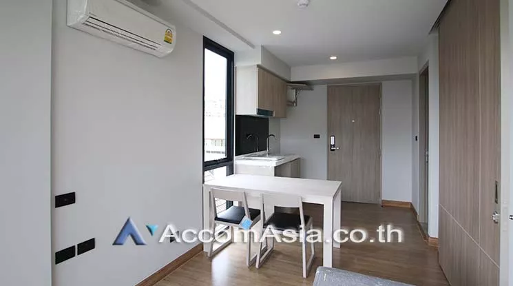  Condominium For Sale in Phaholyothin, Bangkok  near BTS Ari (AA19145)