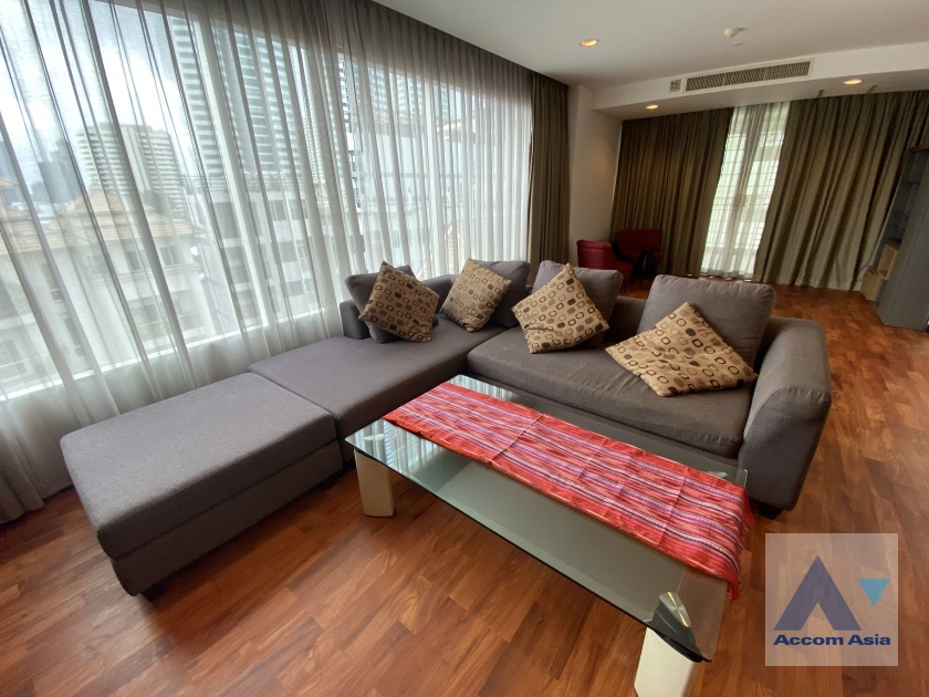 unit 2 Bedrooms  Condominium For Rent in Sukhumvit, Bangkok  near BTS Phrom Phong (AA19171)