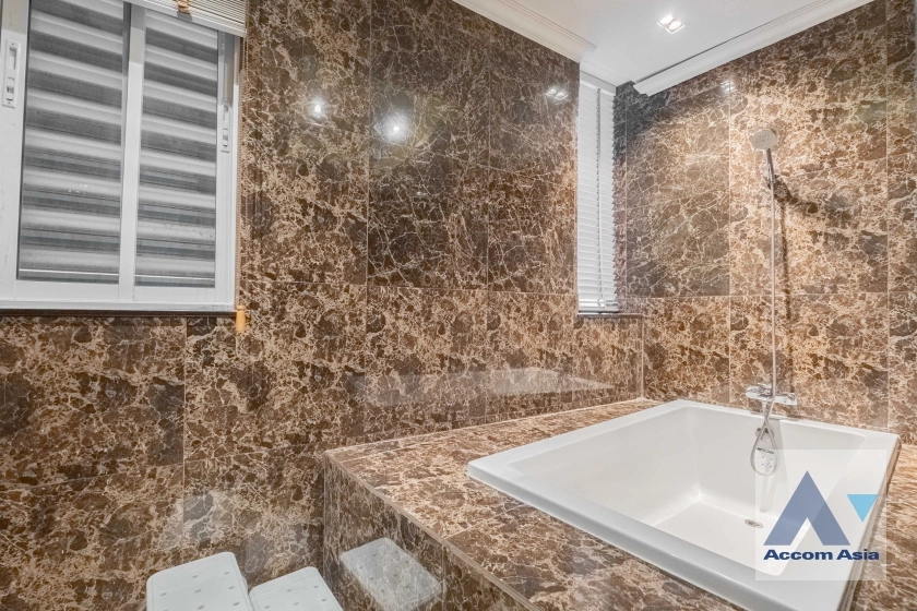 33  4 br Condominium for rent and sale in Sukhumvit ,Bangkok BTS Asok - MRT Sukhumvit at Millennium Residence @ Sukhumvit AA19177