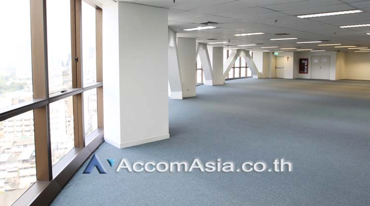7  Office Space For Rent in Sathorn ,Bangkok BTS Surasak at Chartered Square Building AA19187