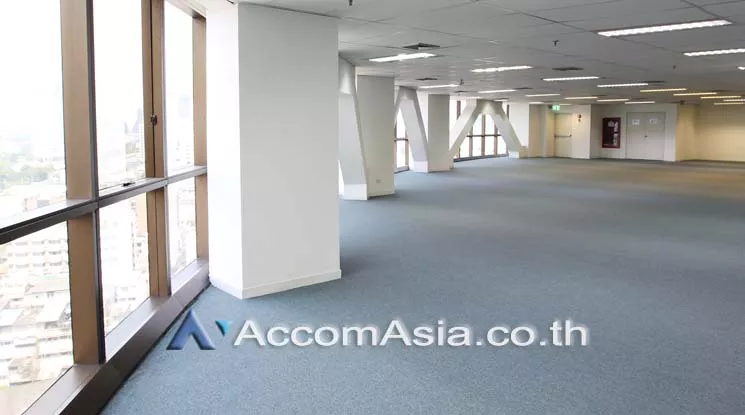 9  Office Space For Rent in Sathorn ,Bangkok BTS Surasak at Chartered Square Building AA19187