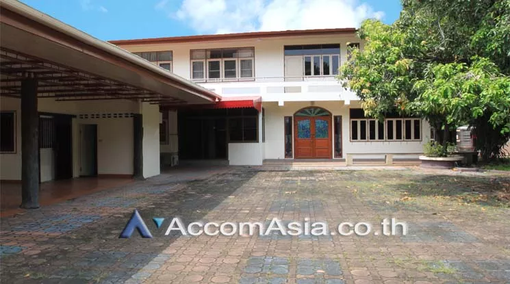 Home Office |  5 Bedrooms  House For Rent in Sukhumvit, Bangkok  near BTS Asok (AA19202)
