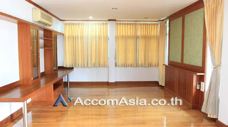 20  5 br House For Rent in sukhumvit ,Bangkok BTS Asok AA19202
