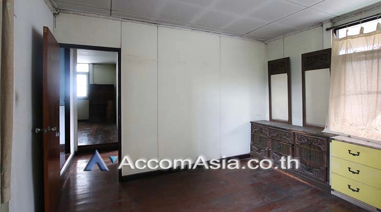 12  4 br House for rent and sale in Sukhumvit ,Bangkok BTS Thong Lo AA19216