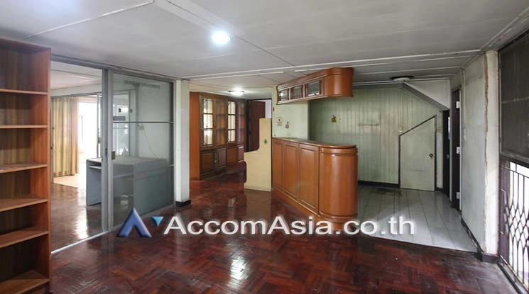 6  4 br House For Rent in sukhumvit ,Bangkok BTS Thong Lo AA19216
