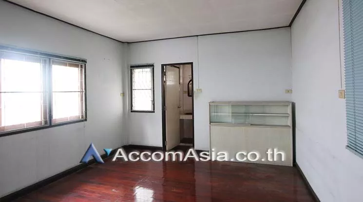 10  4 br House For Rent in sukhumvit ,Bangkok BTS Thong Lo AA19216