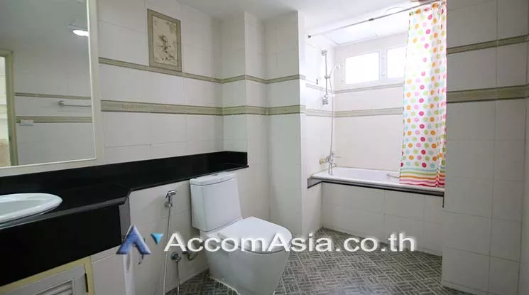 8  2 br Apartment For Rent in Sukhumvit ,Bangkok BTS Phrom Phong at Spacious Room AA19217