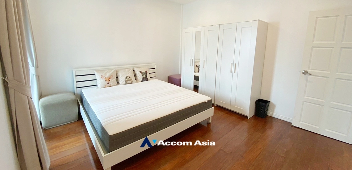 17  3 br Townhouse for rent and sale in Sukhumvit ,Bangkok BTS Ekkamai AA19225
