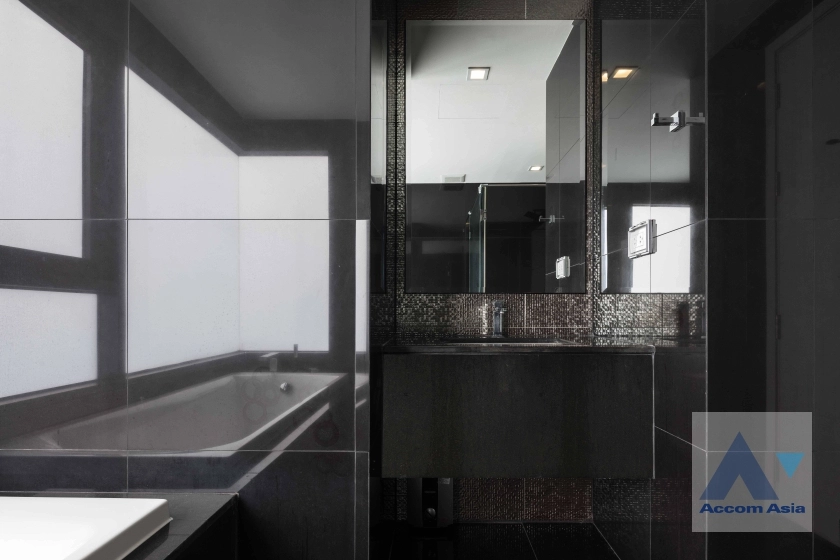 10  2 br Condominium for rent and sale in Sukhumvit ,Bangkok BTS Thong Lo at Rhythm Sukhumvit 36-38 AA19233