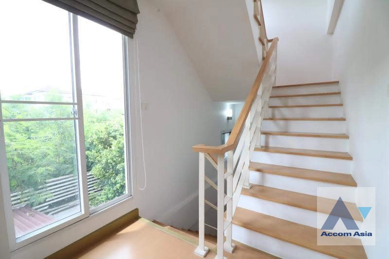 7  4 br House For Sale in Sukhumvit ,Bangkok BTS On Nut at The Estate 1 AA19236