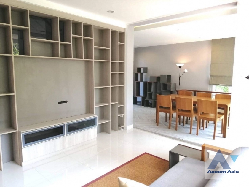  1  4 br House For Sale in Sukhumvit ,Bangkok BTS On Nut at The Estate 1 AA19236