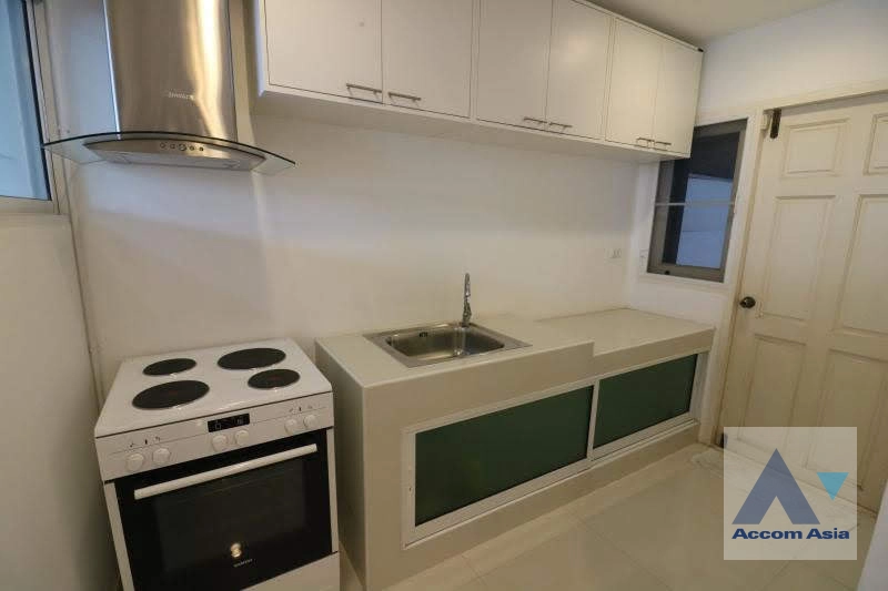 9  4 br House For Sale in Sukhumvit ,Bangkok BTS On Nut at The Estate 1 AA19236