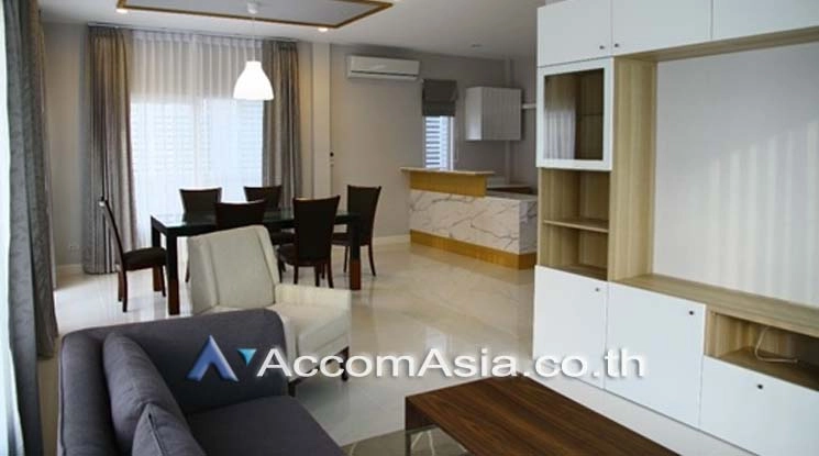 unit 3 Bedrooms  House For Rent in Bang Na, Bangkok  near BTS Bang Na (AA19238)
