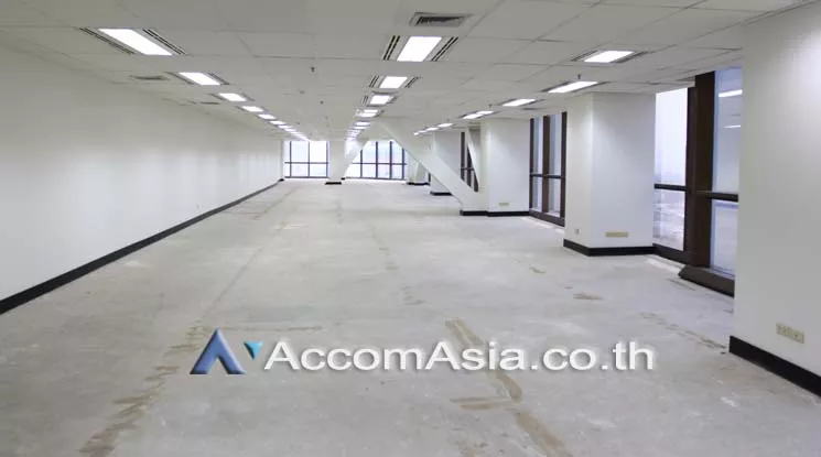  2  Office Space For Rent in Sathorn ,Bangkok BTS Surasak at Chartered Square Building AA19251
