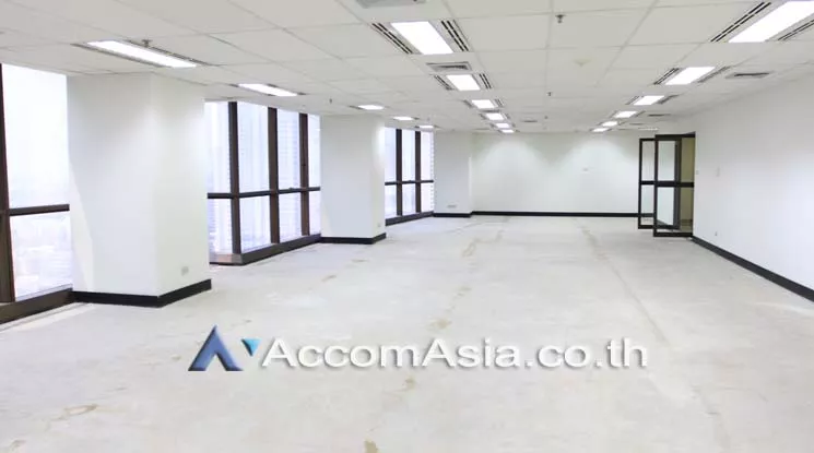 4  Office Space For Rent in Sathorn ,Bangkok BTS Surasak at Chartered Square Building AA19251