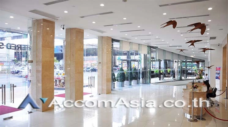  1  Studio Office Space For Rent in Sathorn ,Bangkok BTS Surasak at Chartered Square Building AA19257