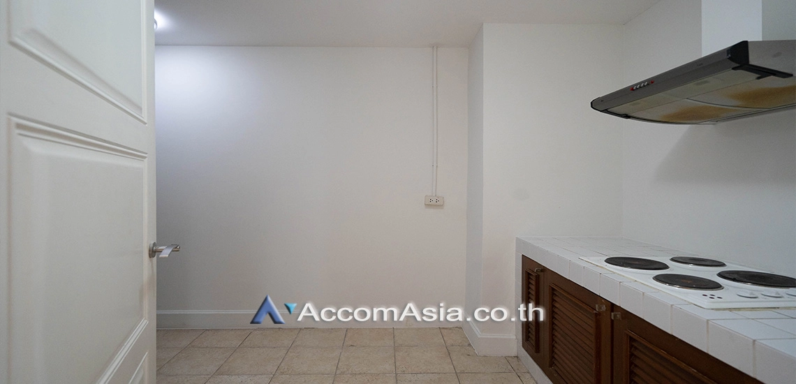 6  5 br Apartment For Rent in Ploenchit ,Bangkok BTS Ploenchit at Elegance and Traditional Luxury AA19265