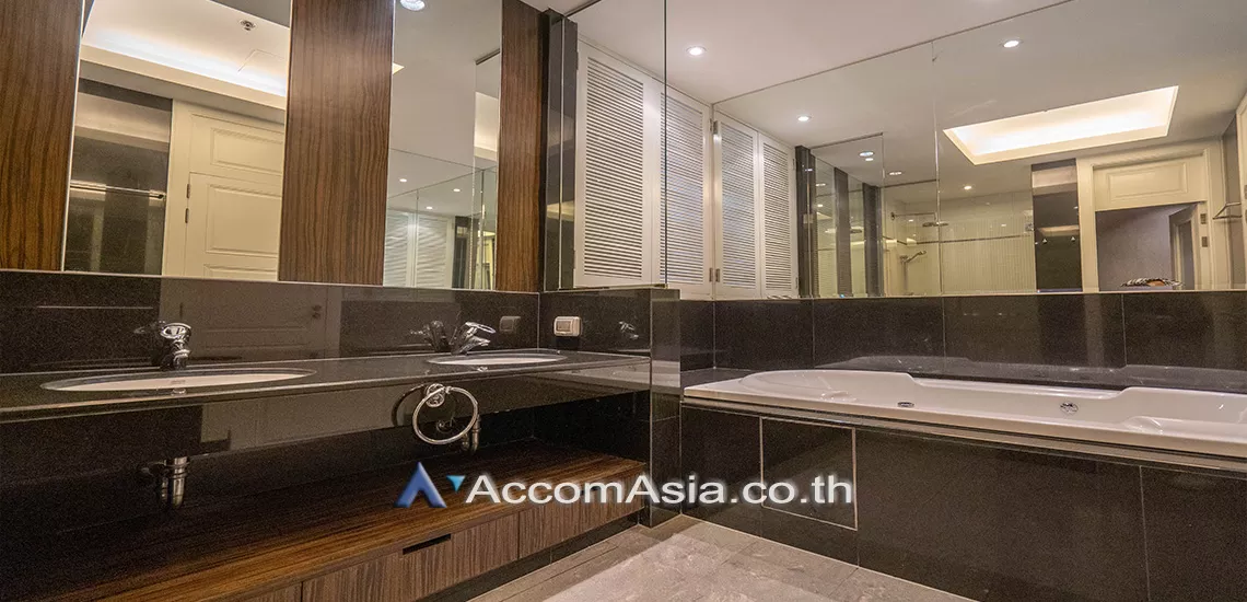16  5 br Apartment For Rent in Ploenchit ,Bangkok BTS Ploenchit at Elegance and Traditional Luxury AA19265