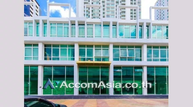  1  Office Space For Sale in Ratchadaphisek ,Bangkok MRT Rama 9 AA19268