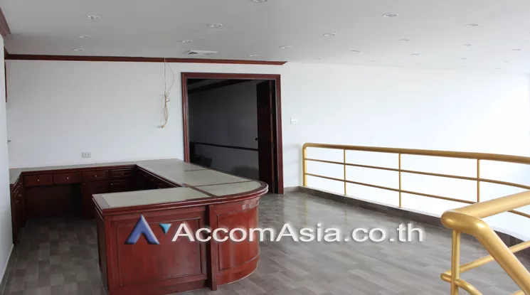 7  Office Space for rent and sale in Ratchadapisek ,Bangkok MRT Thailand Cultural Center at Amornphan 205 AA19270