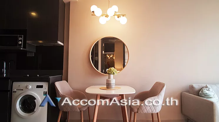 unit 1 Bedroom  Condominium For Rent in Sukhumvit, Bangkok  near BTS Asok - MRT Sukhumvit (AA19271)