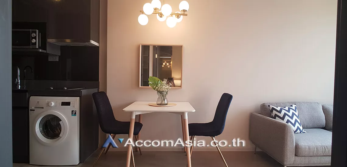 unit 1 Bedroom  Condominium For Rent in Sukhumvit, Bangkok  near BTS Asok - MRT Sukhumvit (AA19272)