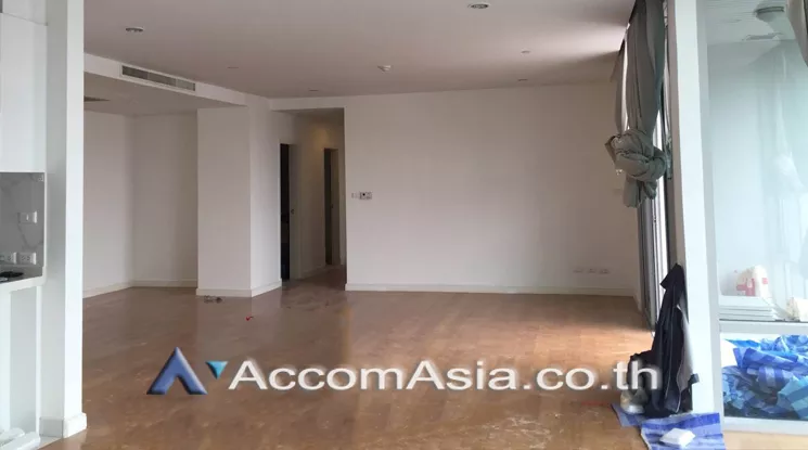  Chamchuri Square Residence Condominium  4 Bedroom for Rent MRT Sam Yan in Ploenchit Bangkok