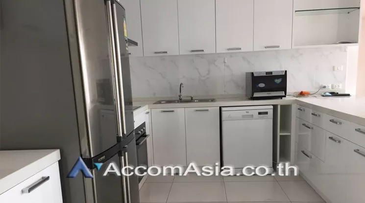 4  4 br Condominium For Rent in Ploenchit ,Bangkok BTS Sala Daeng - MRT Sam Yan at Chamchuri Square Residence AA19276