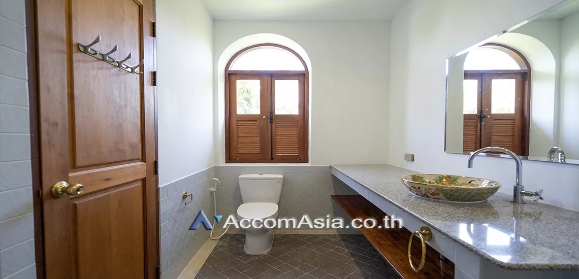 19  4 br House for rent and sale in Sukhumvit ,Bangkok BTS Punnawithi AA19286
