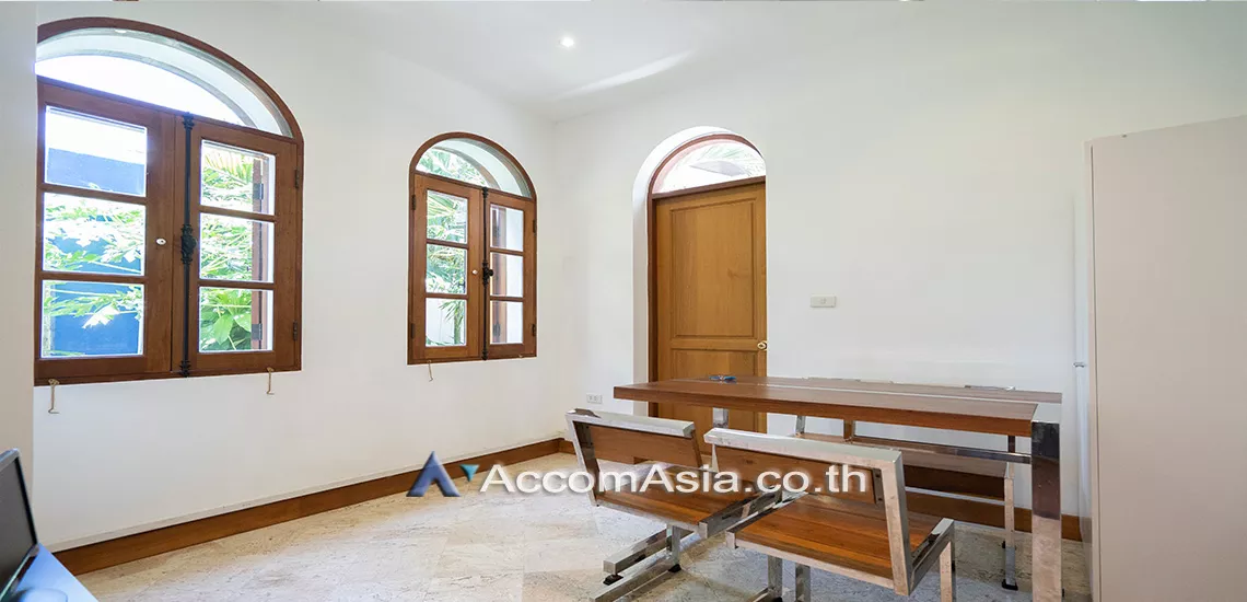 17  4 br House for rent and sale in Sukhumvit ,Bangkok BTS Punnawithi AA19286