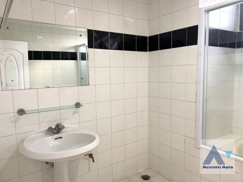 15  3 br Condominium For Rent in Sukhumvit ,Bangkok  at Waterford Park  AA19314