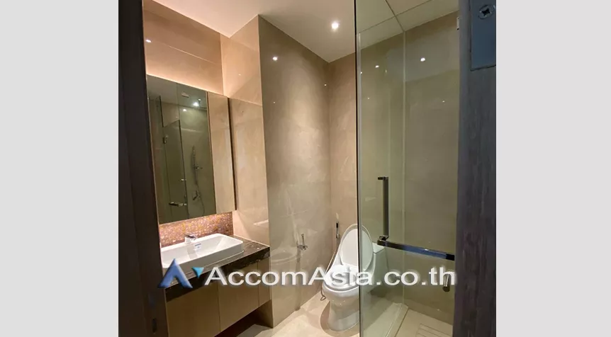 5  1 br Condominium For Rent in Ploenchit ,Bangkok BTS Ratchadamri at Magnolias Ratchadamri Boulevard AA19319