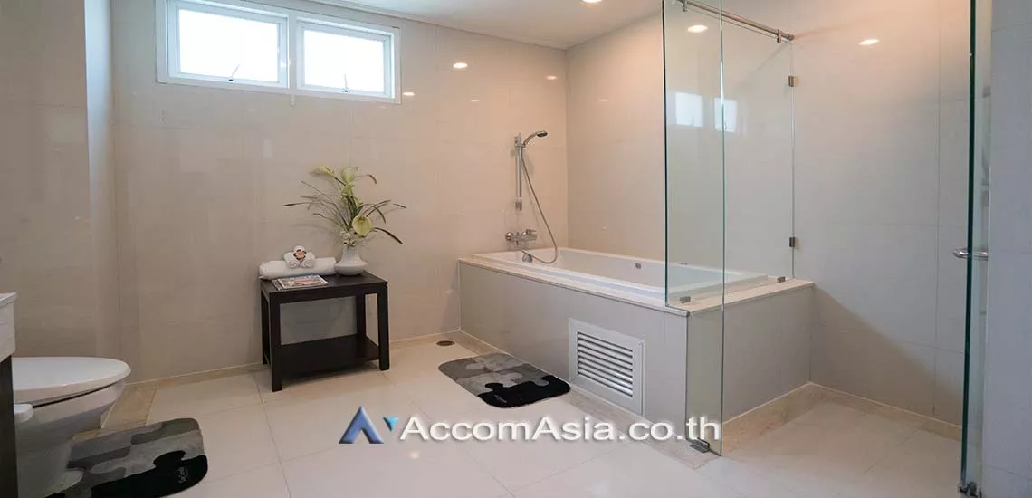 16  4 br Apartment For Rent in Sukhumvit ,Bangkok BTS Phrom Phong at Fully Furnished Suites AA19323