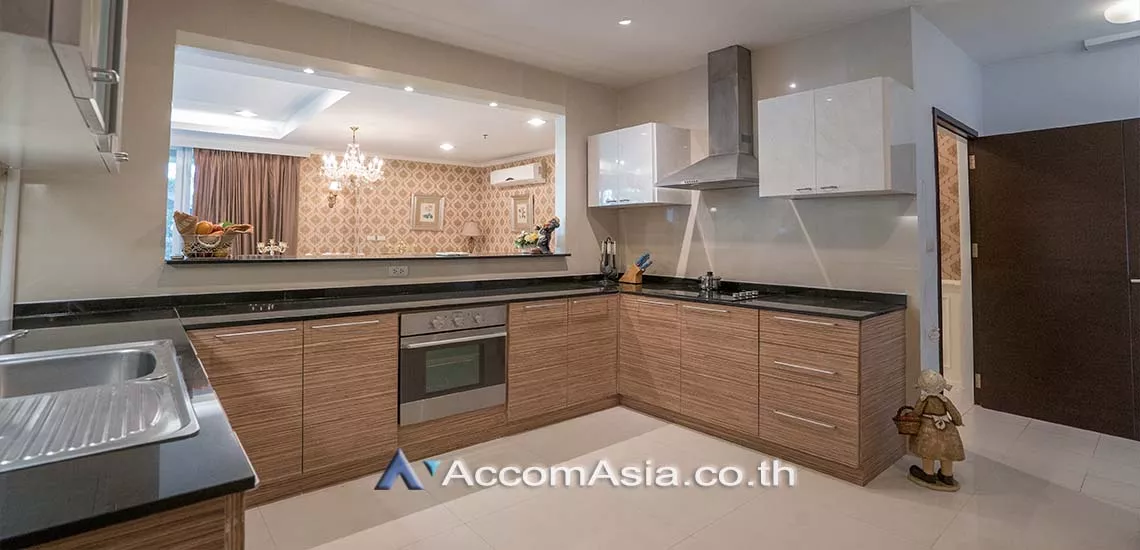  1  4 br Apartment For Rent in Sukhumvit ,Bangkok BTS Phrom Phong at Fully Furnished Suites AA19323