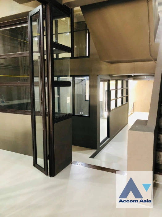 23  5 br Townhouse for rent and sale in Ratchadaphisek ,Bangkok MRT Rama 9 AA19327